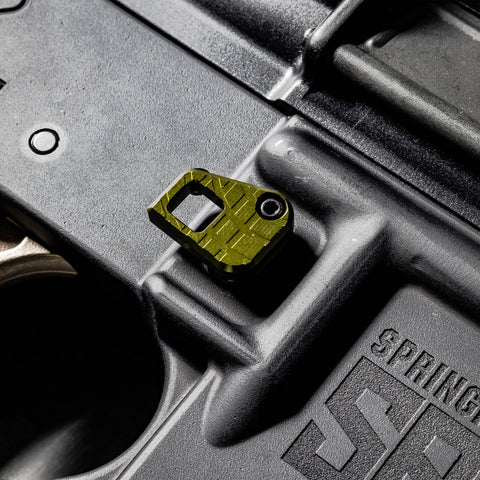 AR Oversized Mag Release